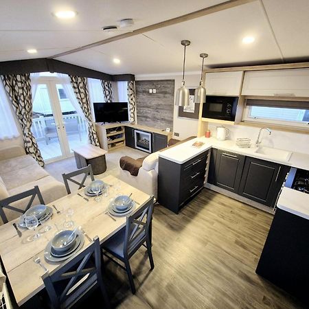 מארגייט Luxury 3 Bedroom Holiday Home מראה חיצוני תמונה