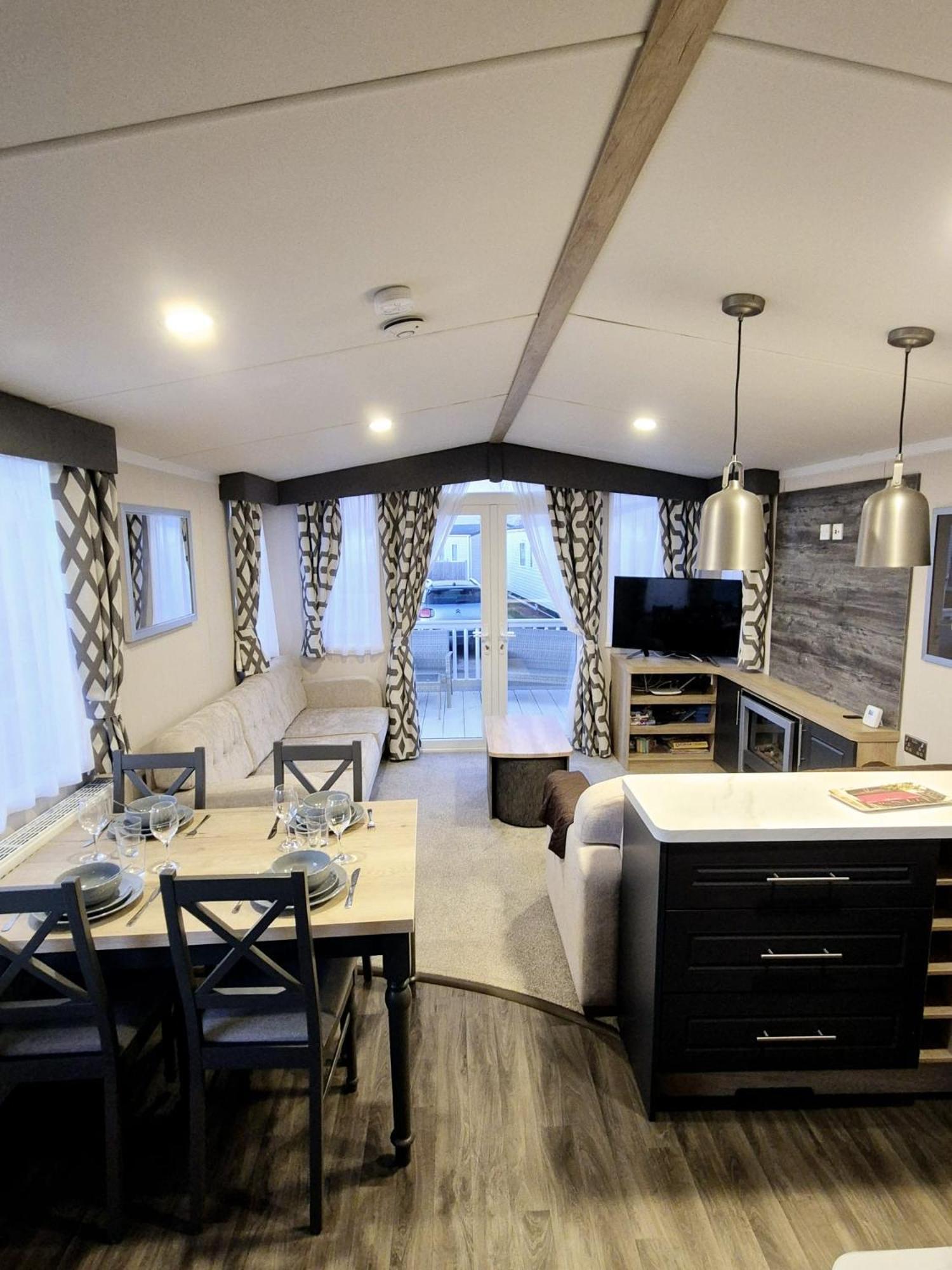 מארגייט Luxury 3 Bedroom Holiday Home מראה חיצוני תמונה